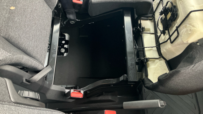 Renault Master Lwb Diesel Fwd LL35dCi 150 Advance Low Roof Dropside - Image 31